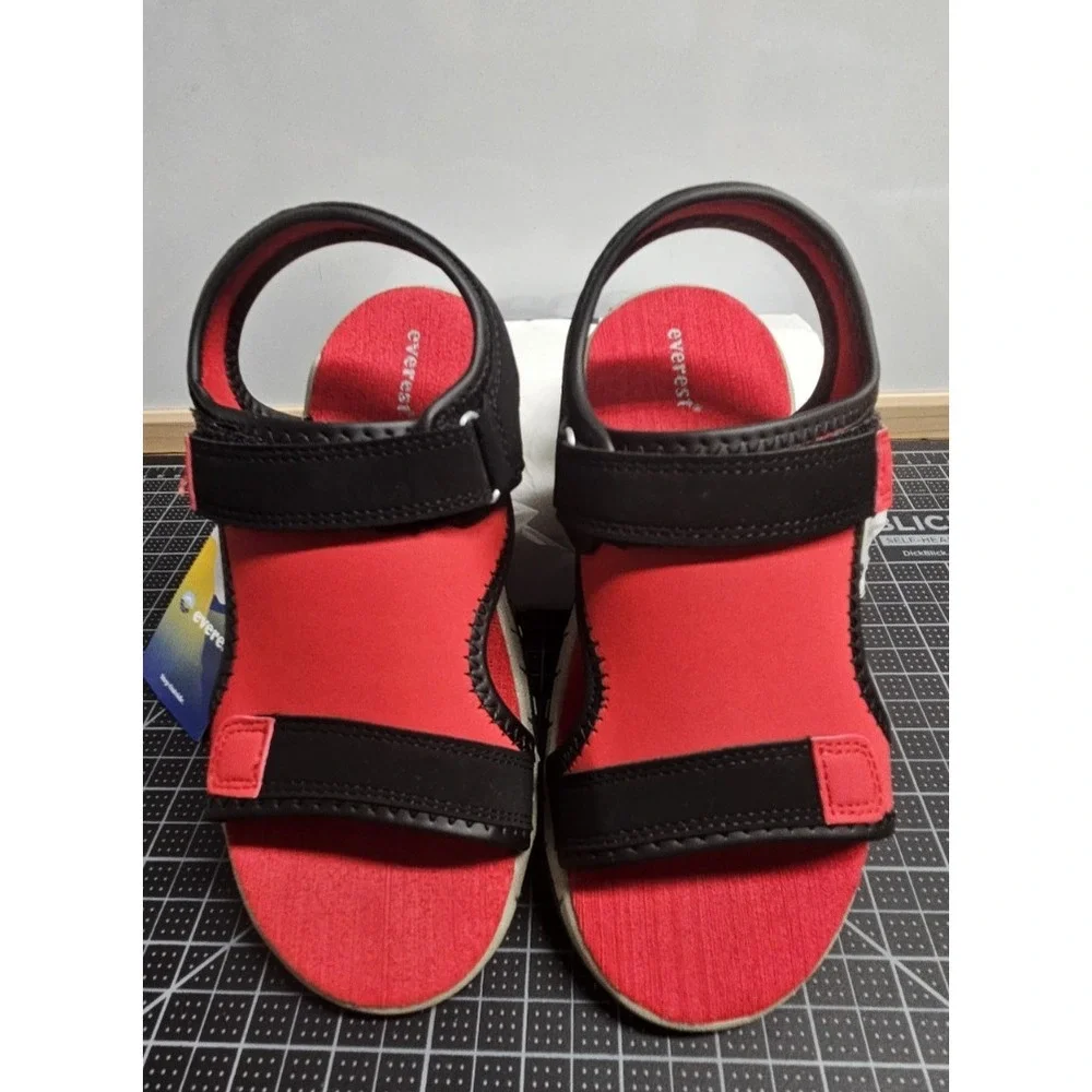 EVEREST Youth big kid Sz 3 textile upper sandals‎ red black cushioned